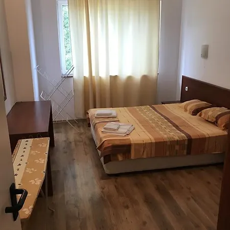 Apartment Central Plaza Slantschew brjag